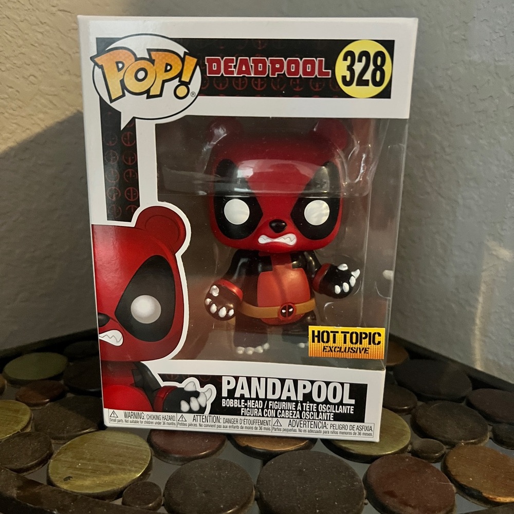 Marvel Panda Pool Figure in Red and Black